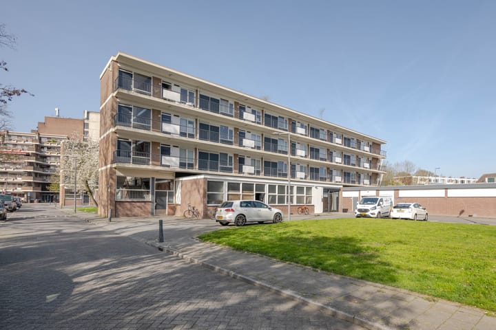 Photo 2 of Diogenesstraat 21