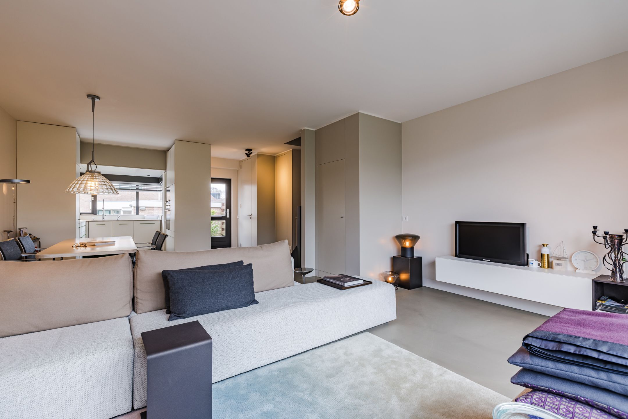 Ravelijnstraat 8 