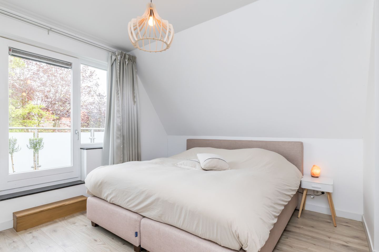 Foto 29 van Demstraat 78-B