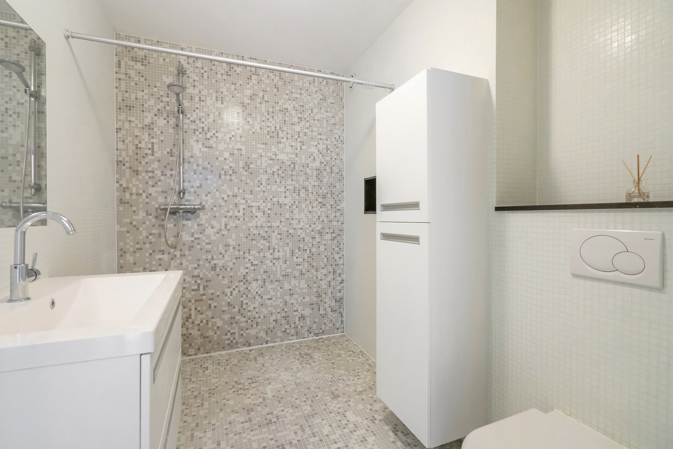 Spacious maisonette with garden and parking in Delft center — 24