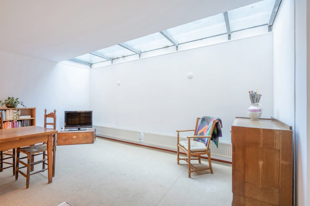Spacious maisonette with garden and parking in Delft center — 37