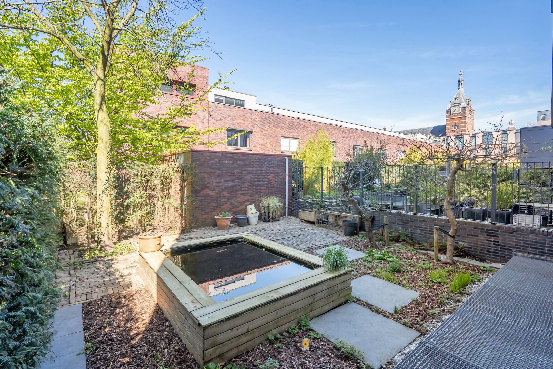 Spacious maisonette with garden and parking in Delft center — 18