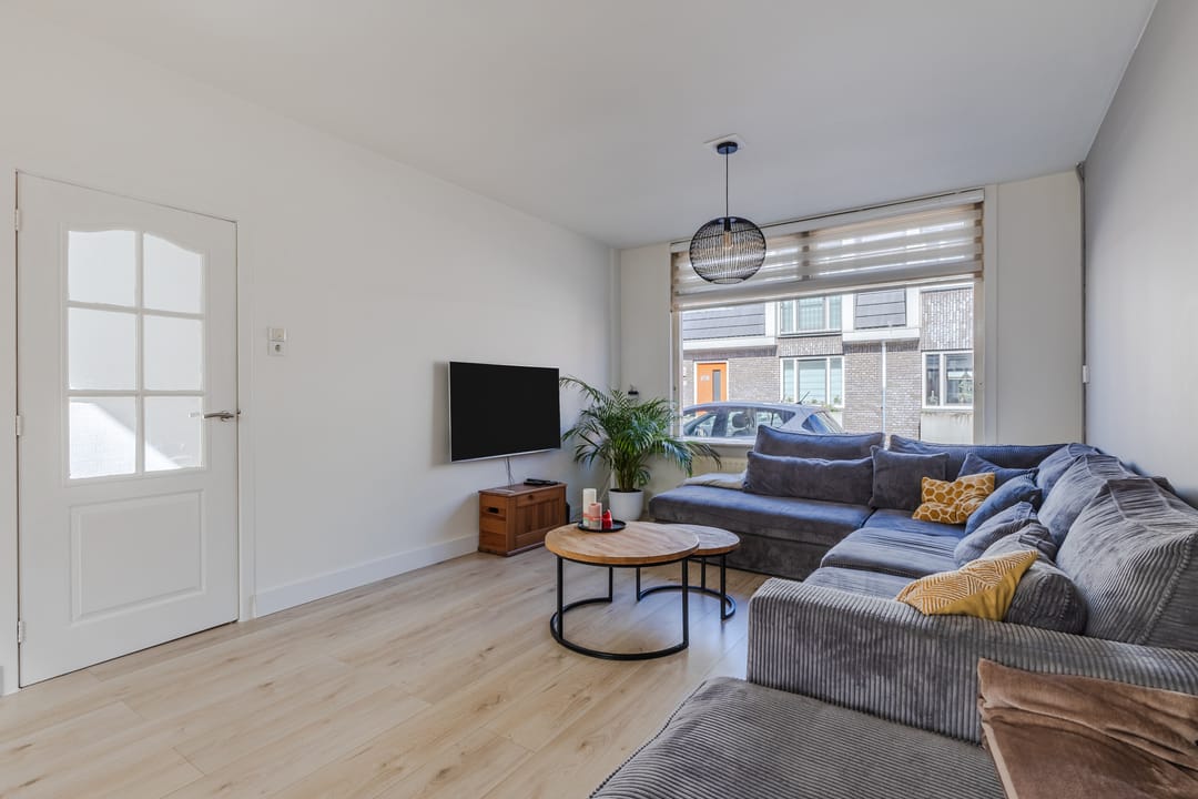 Photo 2 of Jan Bouwmeesterstraat 12-B