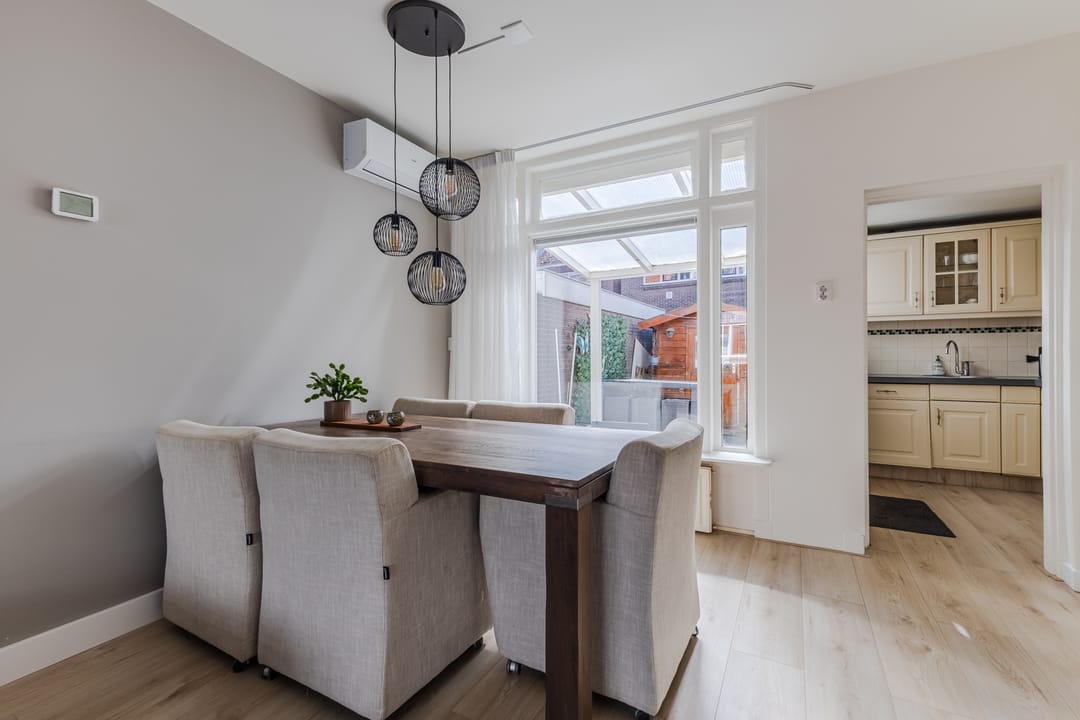 Photo 11 of Jan Bouwmeesterstraat 12-B