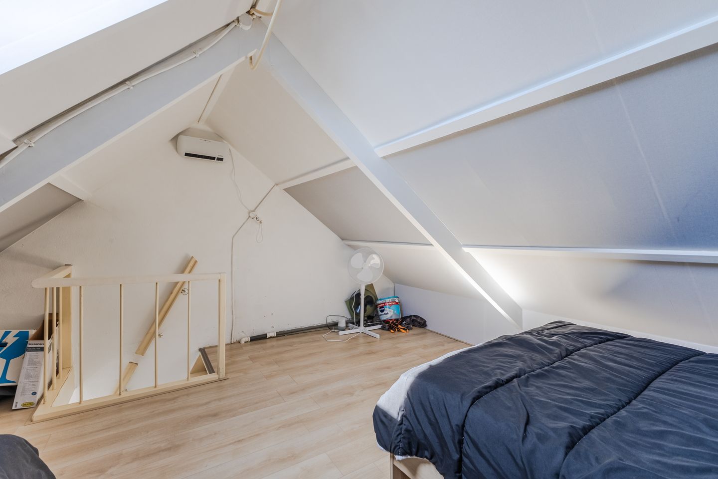 Photo 25 of Jan Bouwmeesterstraat 12-B