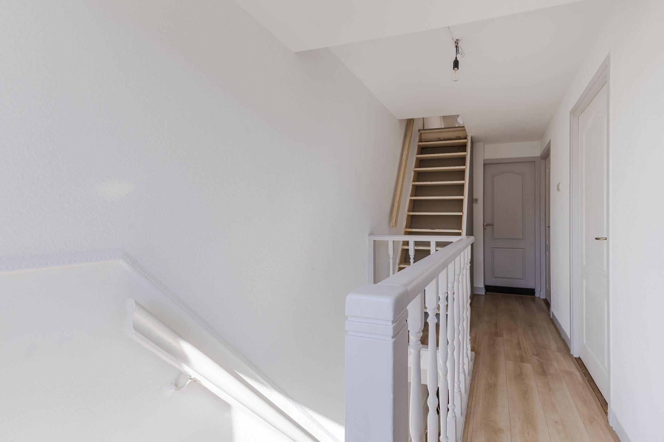 Photo 21 of Jan Bouwmeesterstraat 12-B