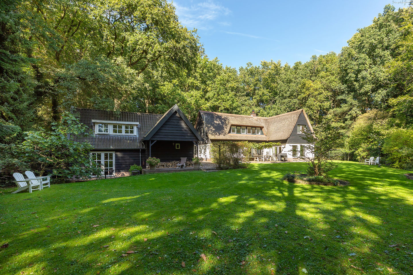 Photo 4 of Ravensteinselaan 1