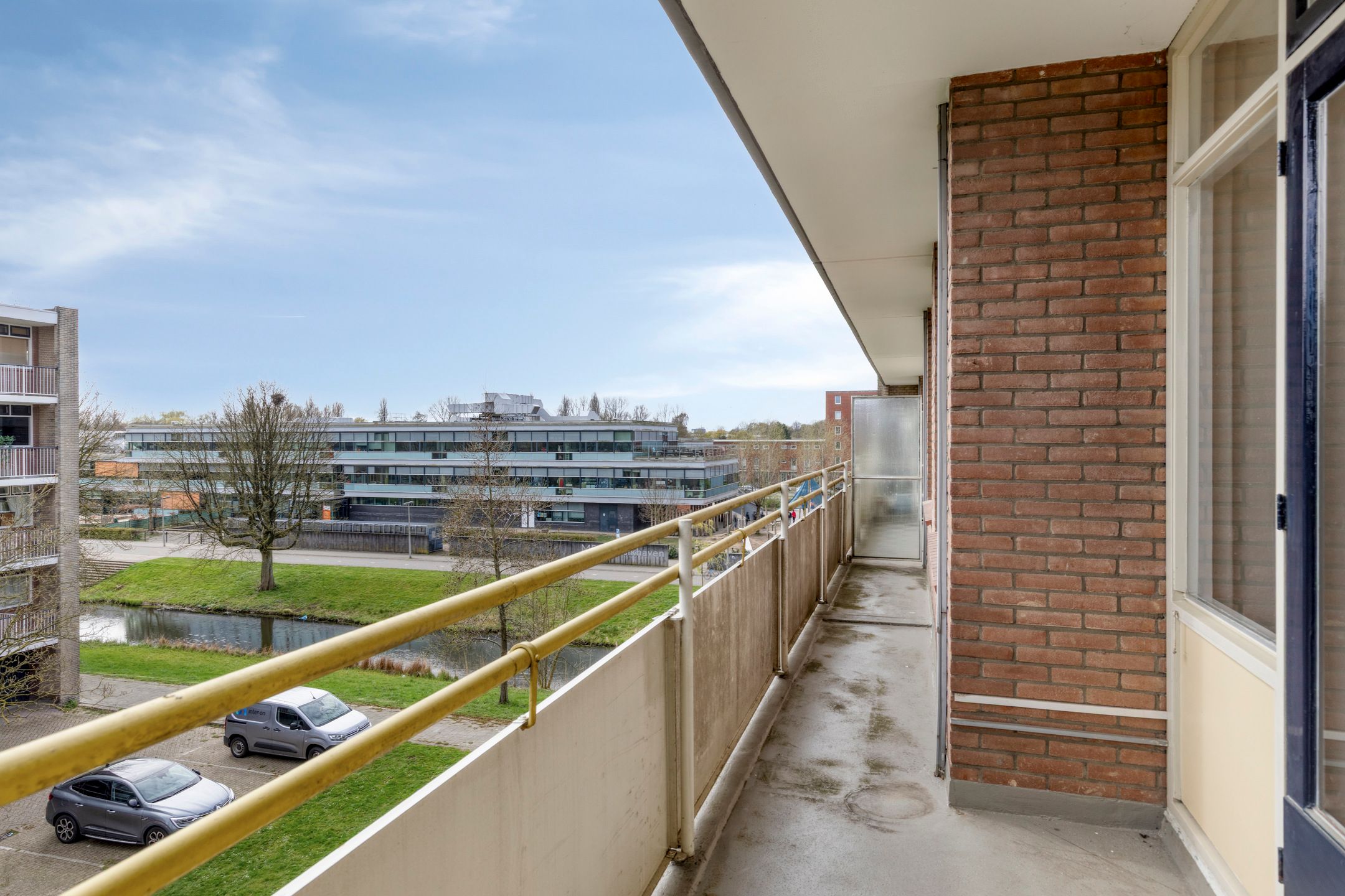 Photo 24 of Van Borselenstraat 38