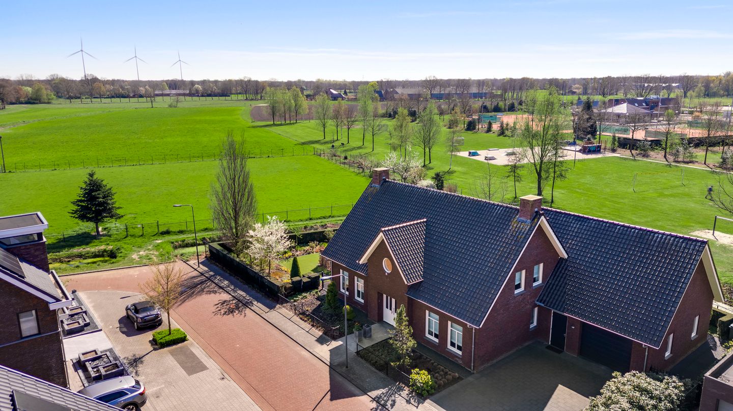 Foto 10 van Cornelia Katzstraat 4