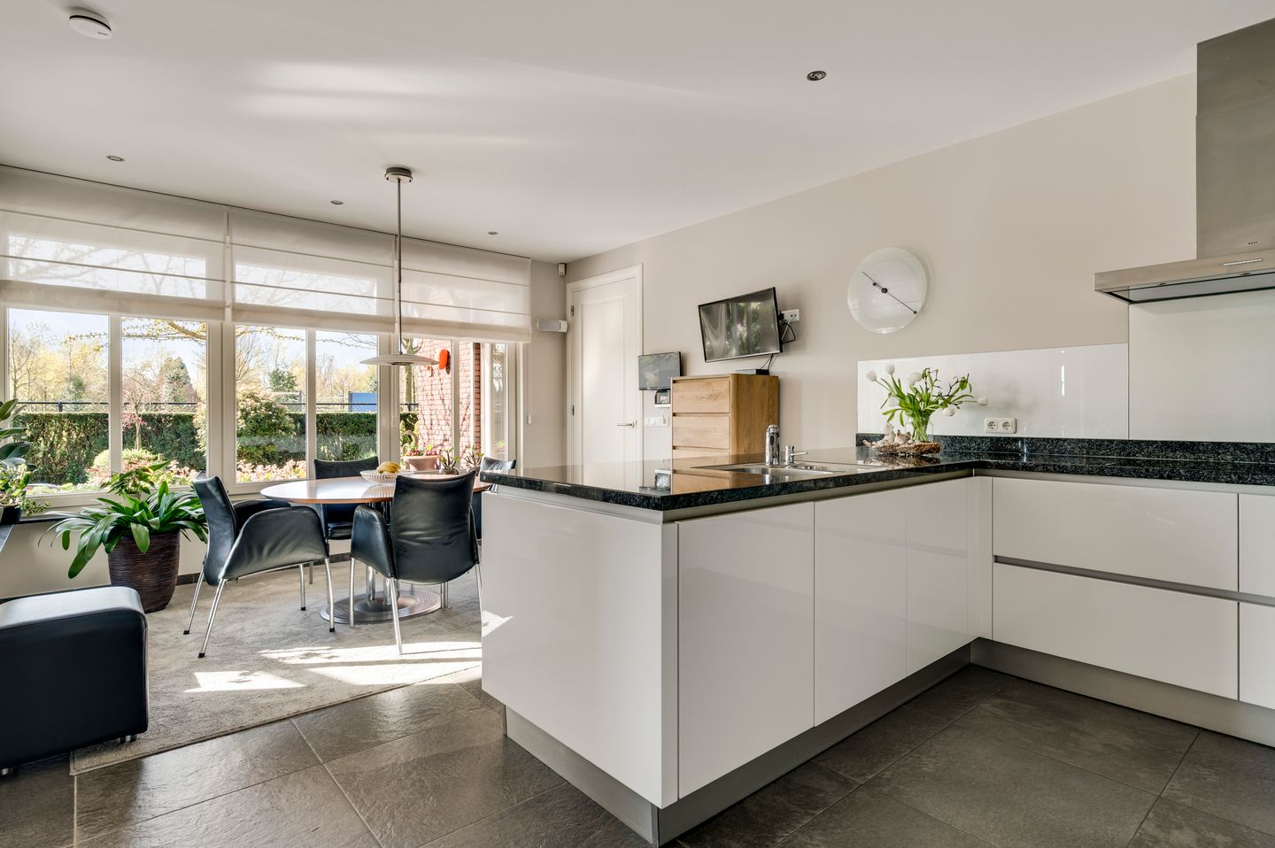 Foto 25 van Cornelia Katzstraat 4