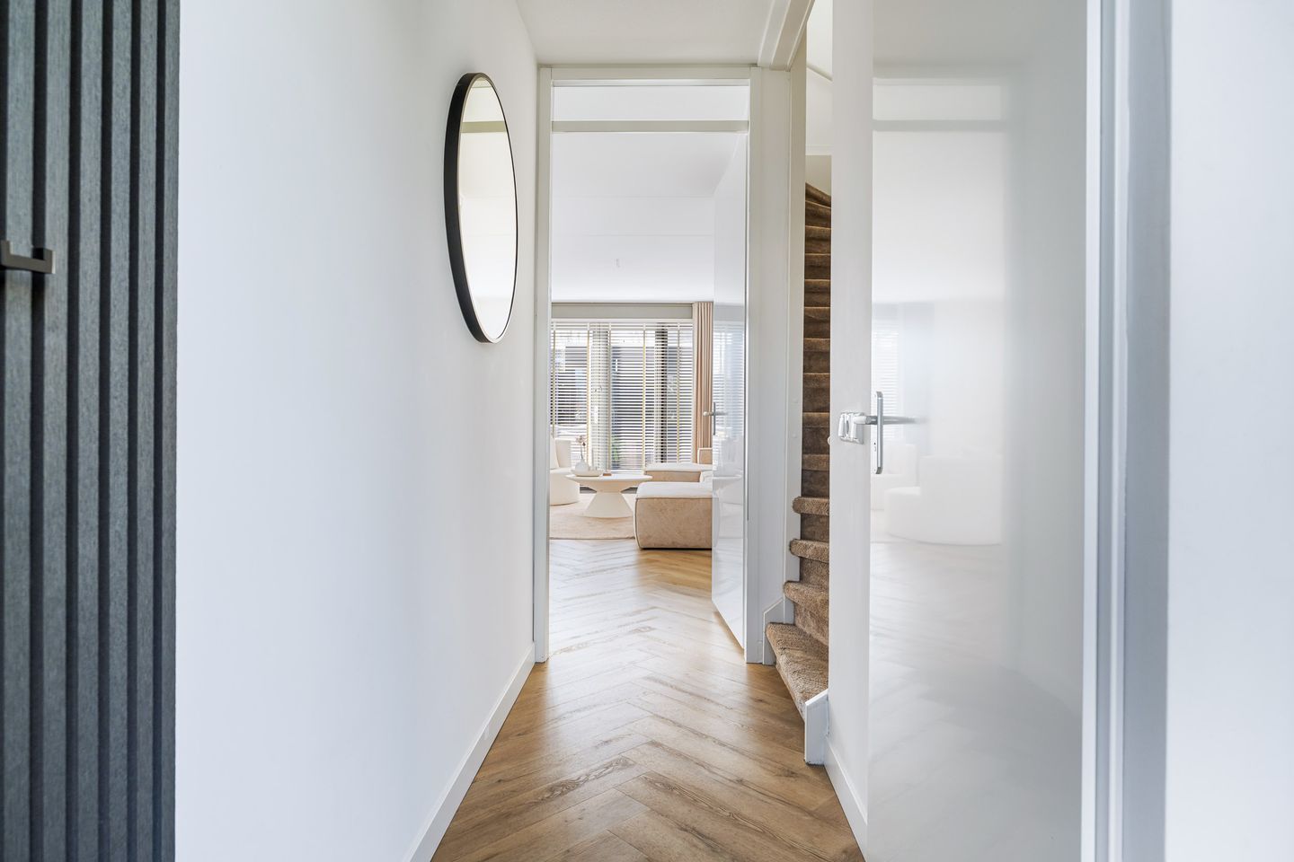 Photo 19 of Swingmastate 93