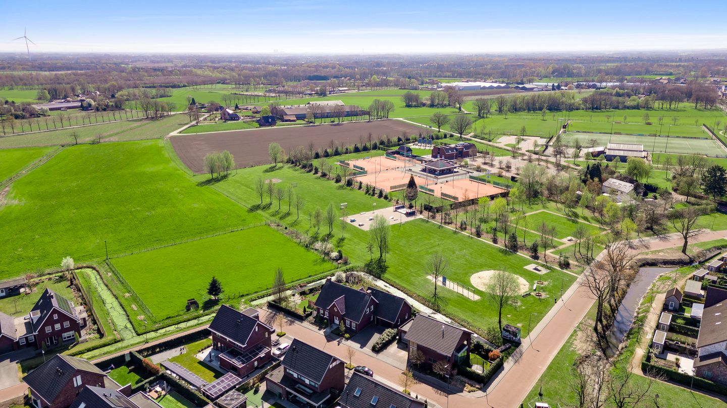 Foto 80 van Cornelia Katzstraat 4