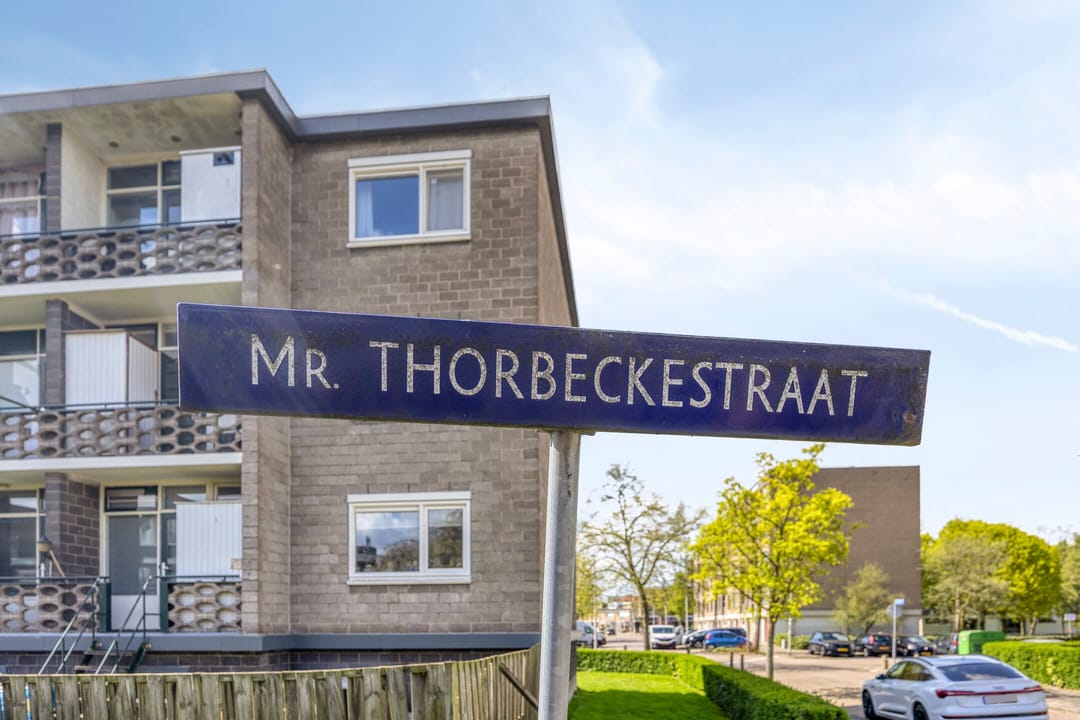 Photo 32 of Mr. Thorbeckestraat 32