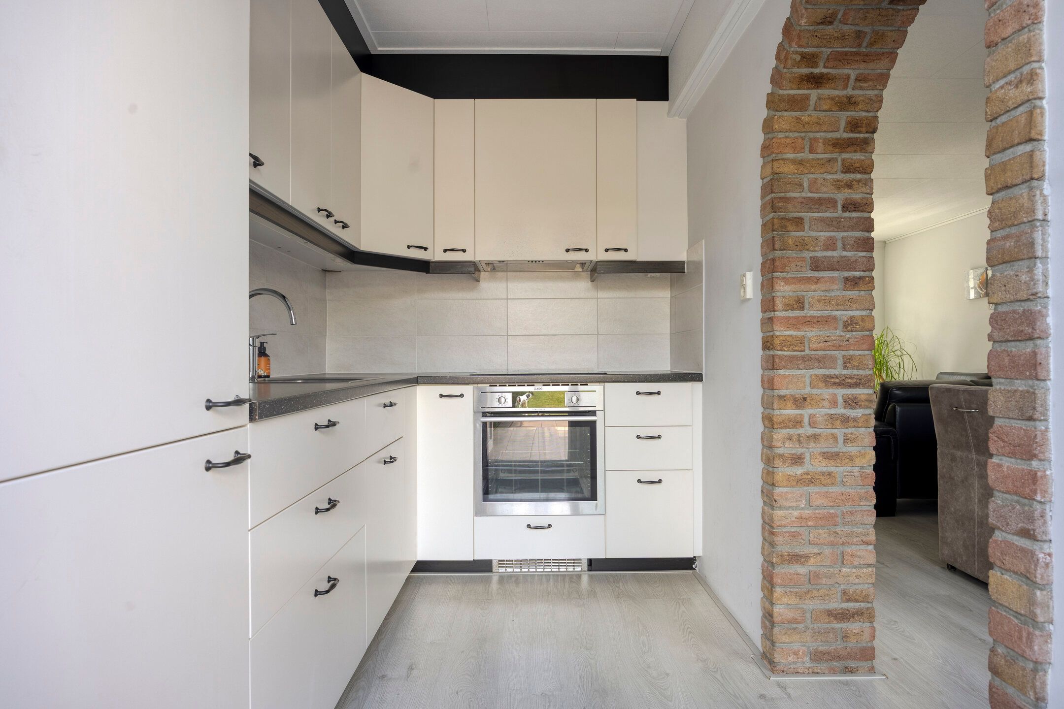 Photo 12 of Mr. Thorbeckestraat 32