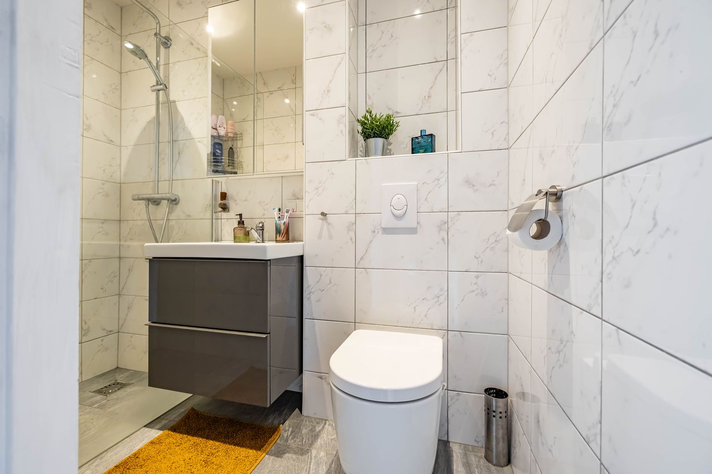 Foto 20 van Van Royenlaan 32-A