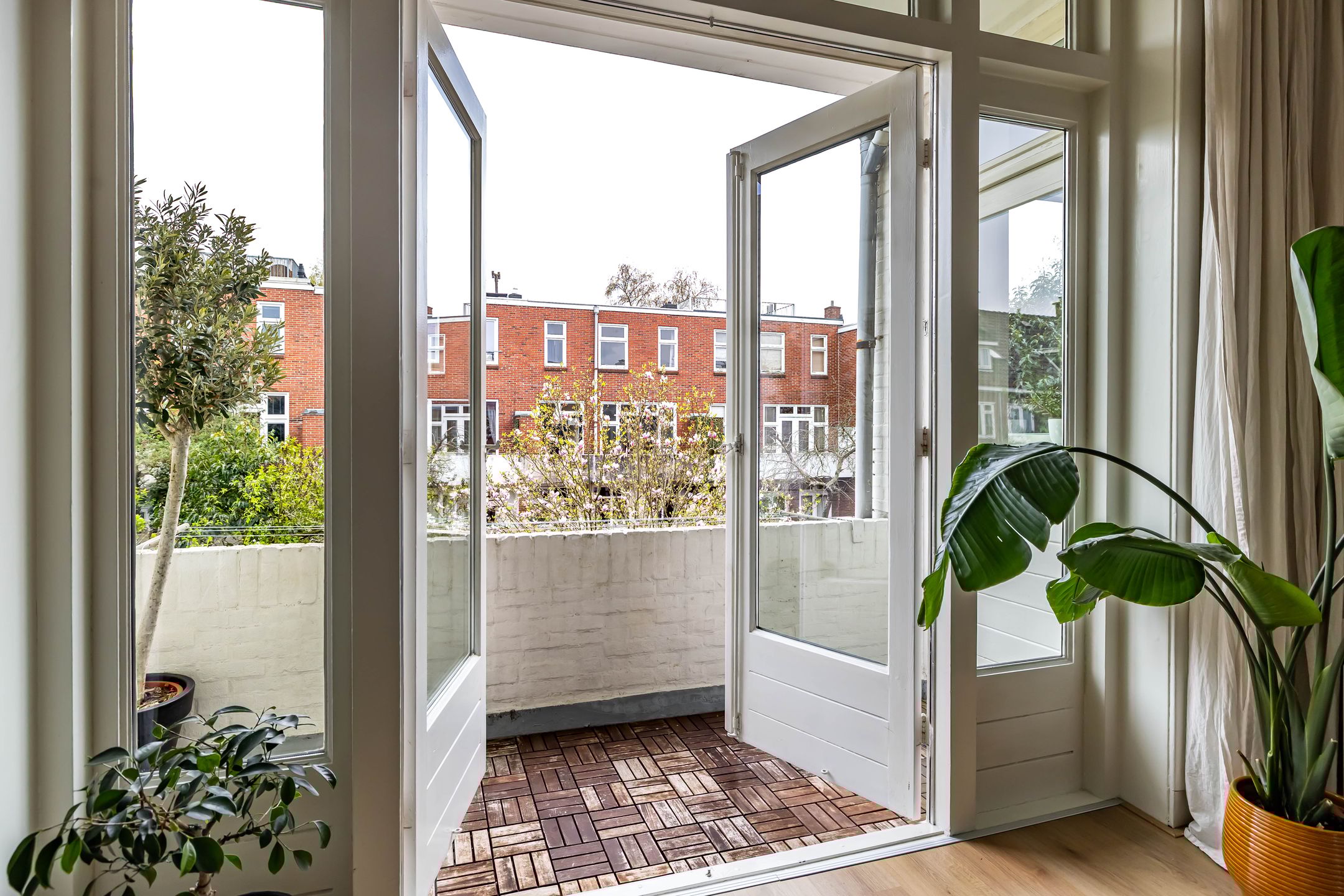 Foto 33 van Van Royenlaan 32-A