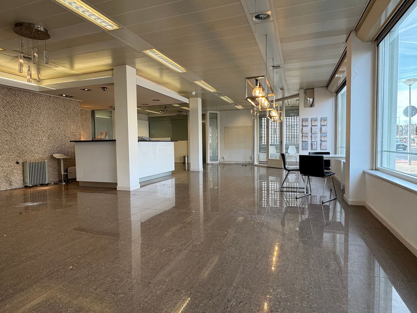 Bekijk foto 4 van Johan Huizingalaan 193