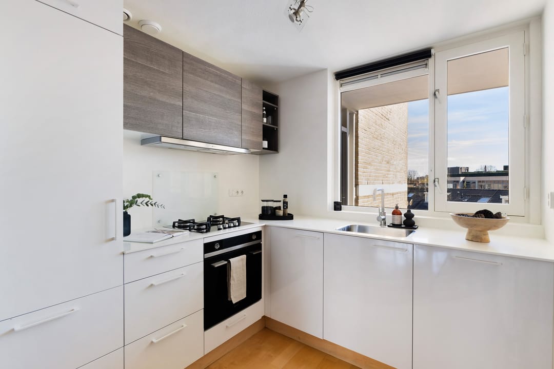 Foto 16 van Giessenplein 48