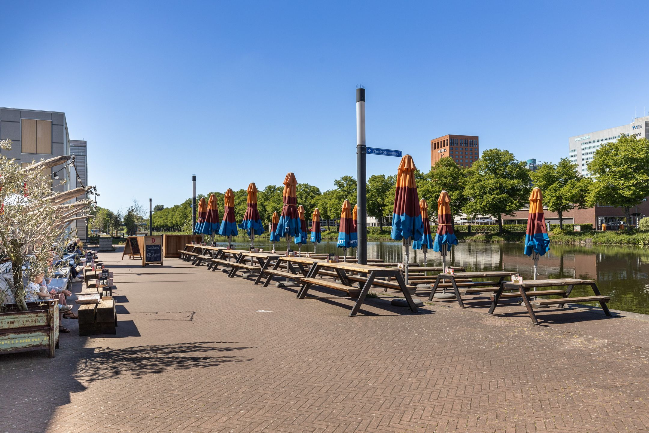 Foto 45 van Giessenplein 48