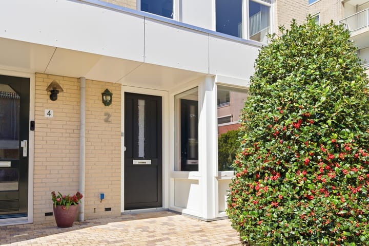 Foto 2 van Bisschop Luwunstraat 2