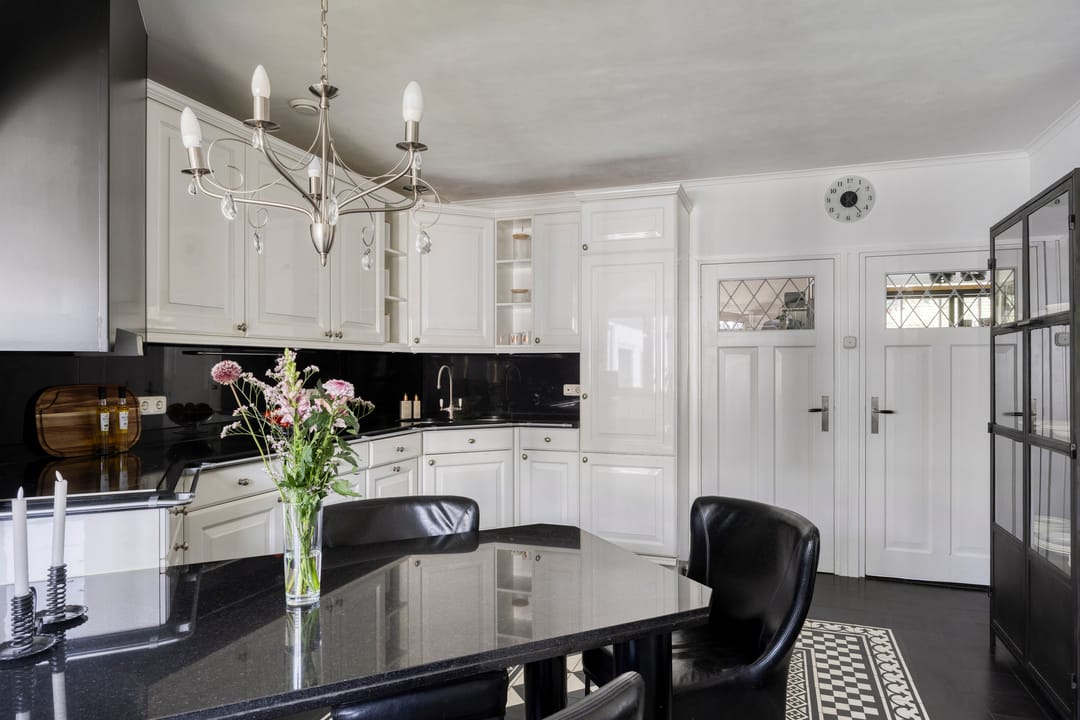 Photo 11 of Wilhelminastraat 58