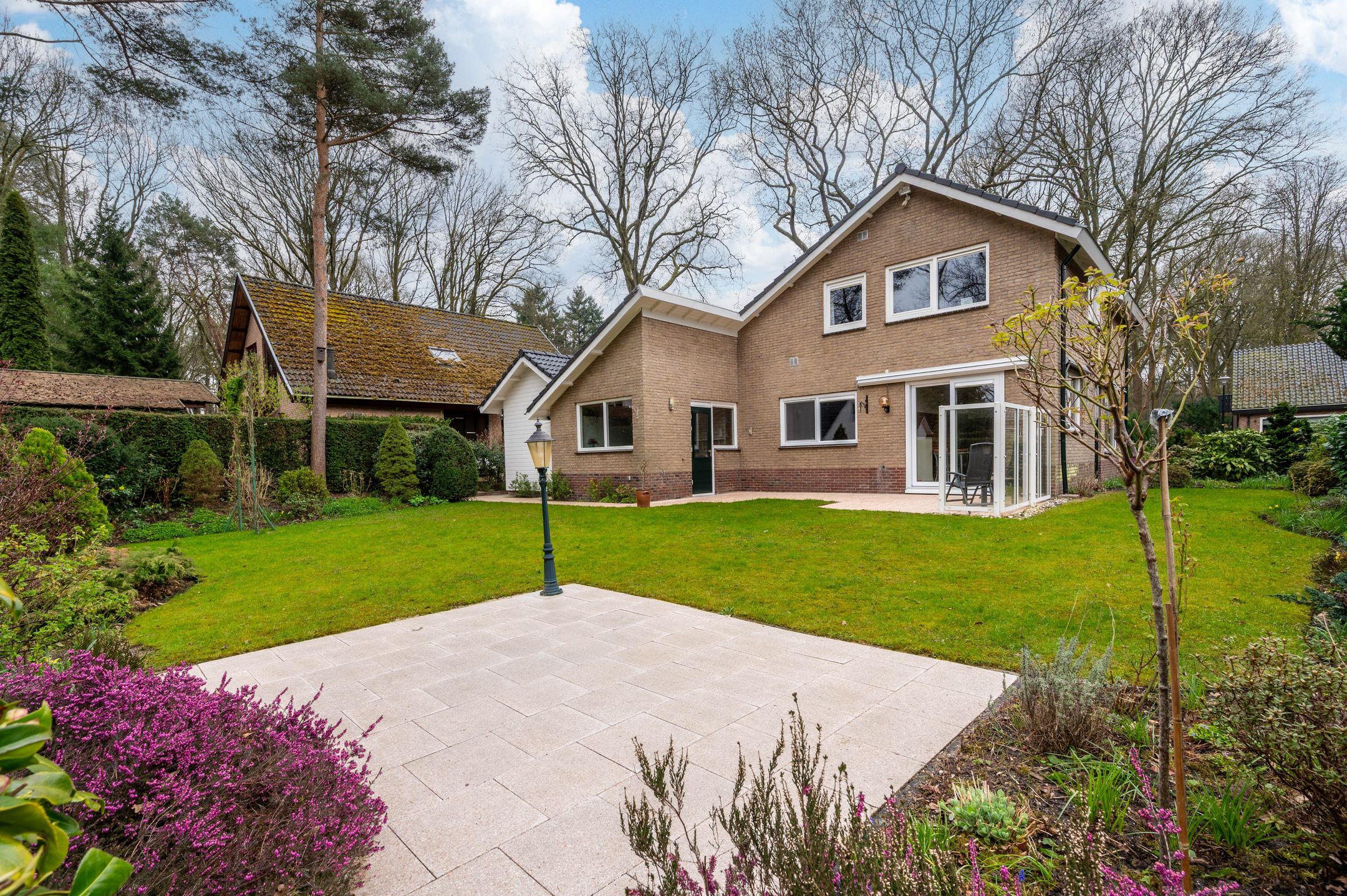 Photo 39 of Onstein 1