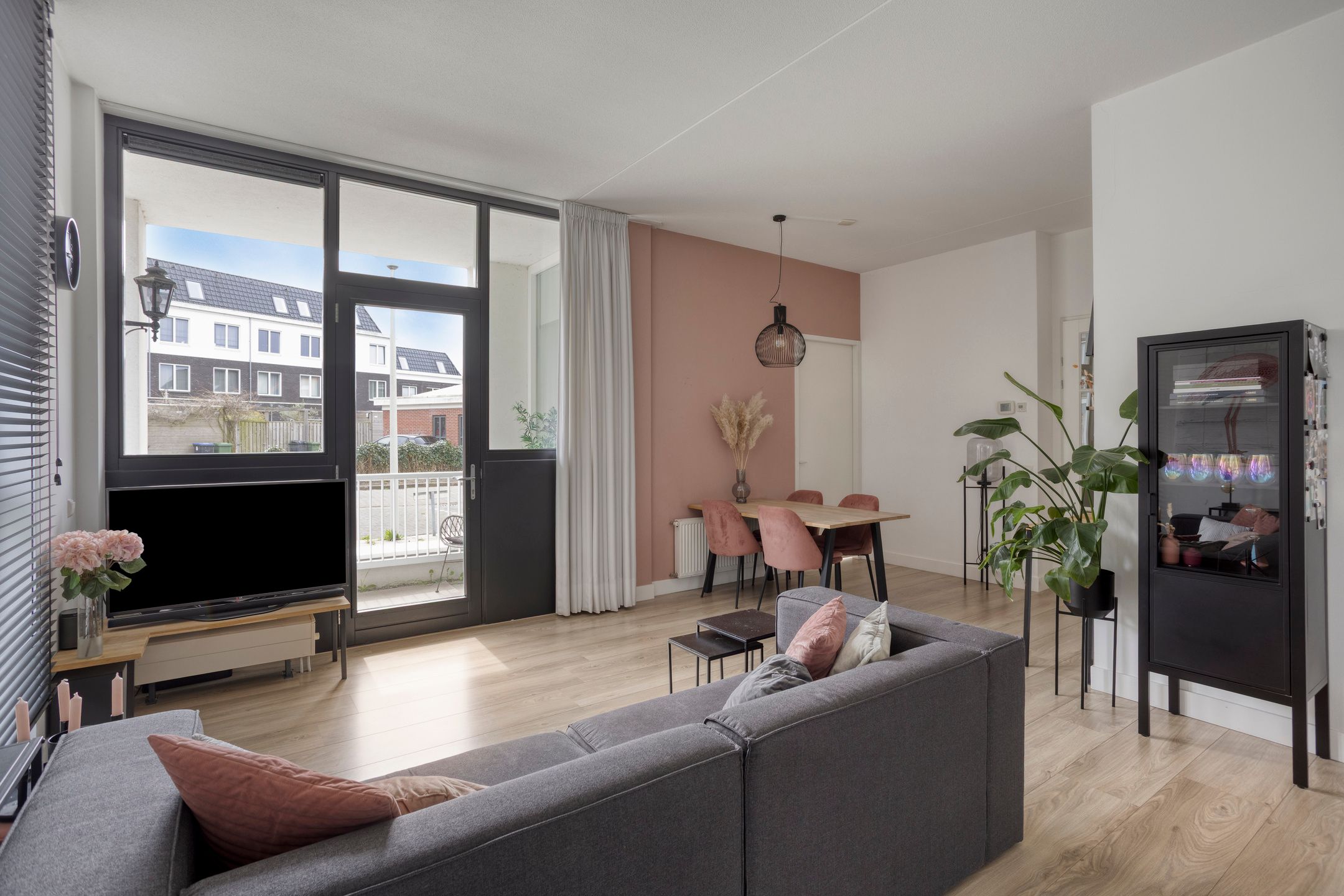 Foto 12 van Buitenhuislaan 25