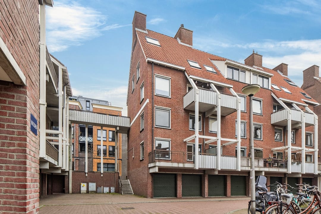 Centraal gelegen maisonnette met 3 slaapkamers, balkon op zuidoosten en eigen garagebox in Amersfoort — 41