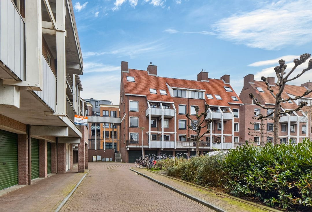 Centraal gelegen maisonnette met 3 slaapkamers, balkon op zuidoosten en eigen garagebox in Amersfoort — 43