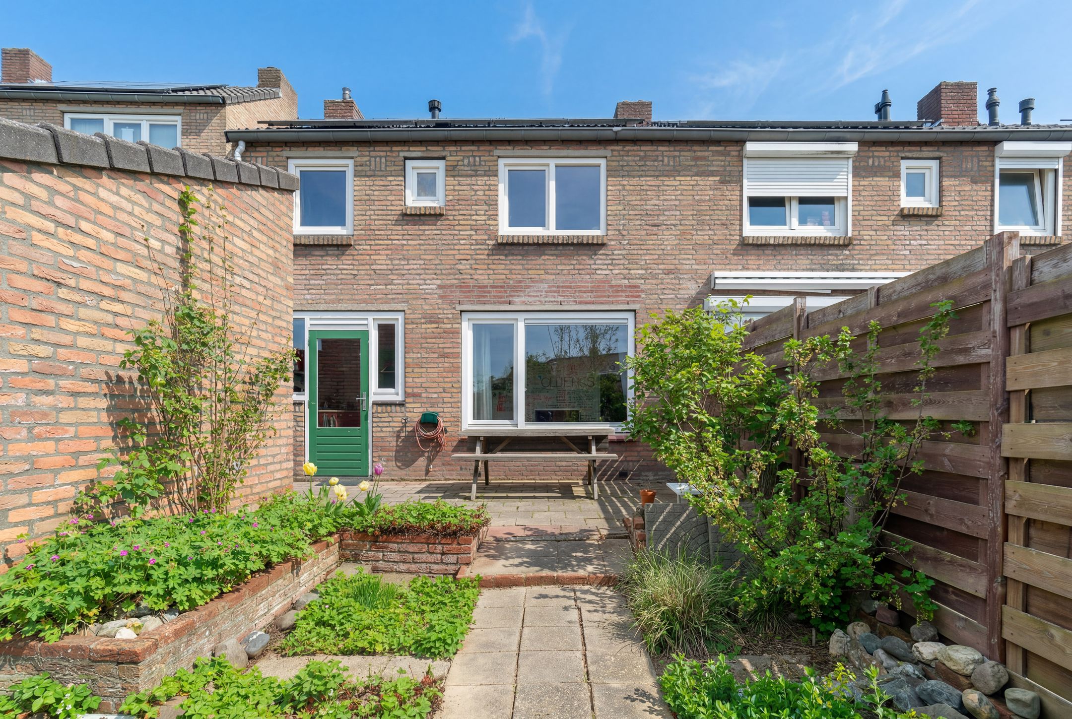 Foto 9 van Bloemenweg 132