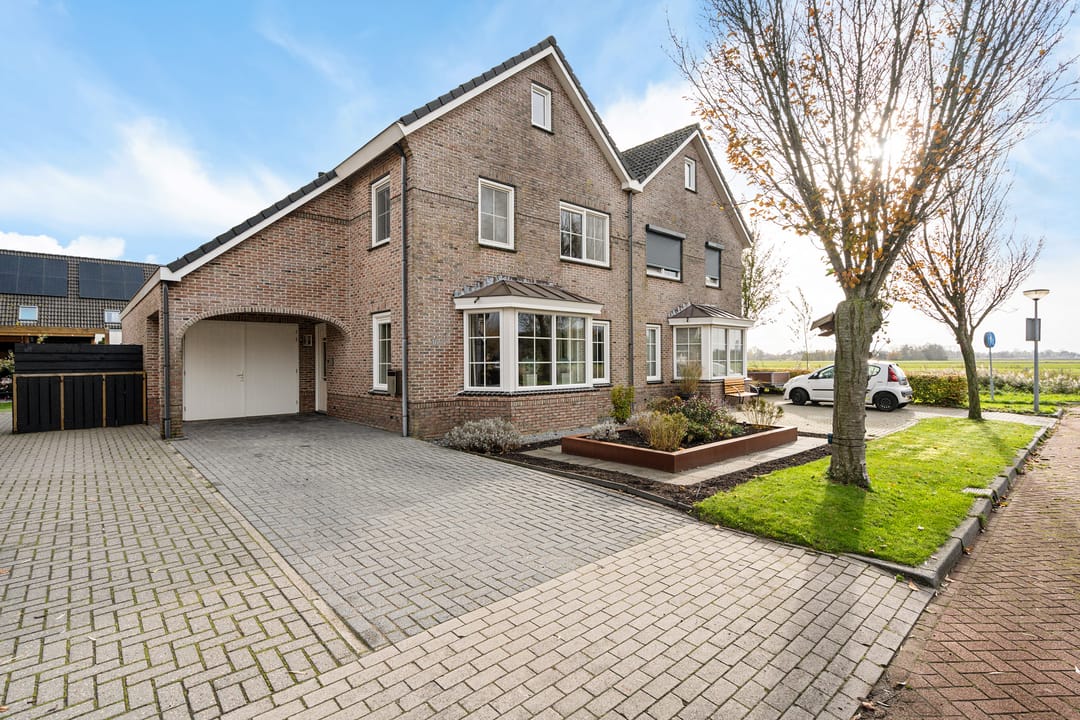 Foto 1 van Sleedoorn 16