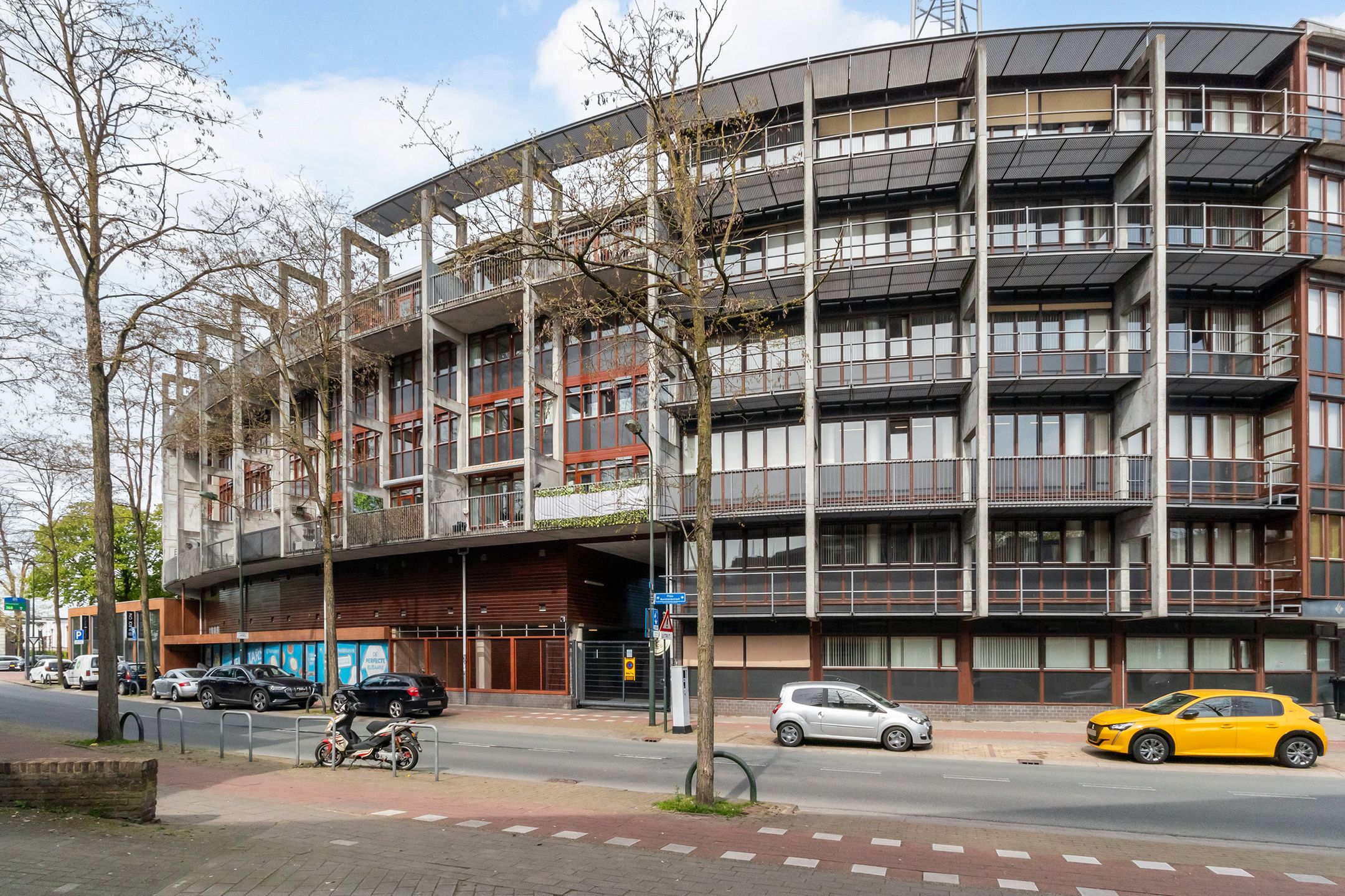 Photo 3 of Groest 75-31