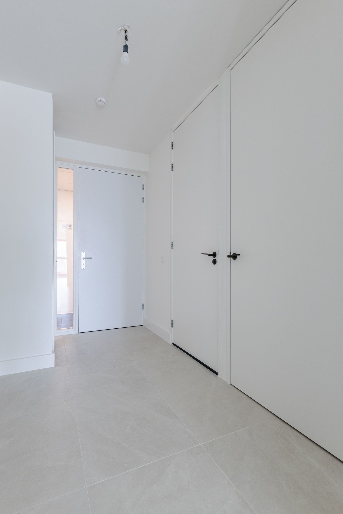 Foto 24 van Mahoniehout 397