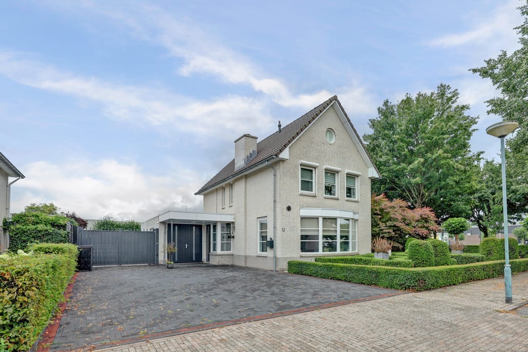 Photo 1 of Burgemeester ter Veerstraat 12