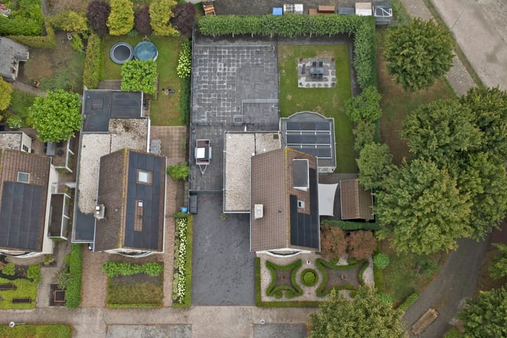 Photo 2 of Burgemeester ter Veerstraat 12