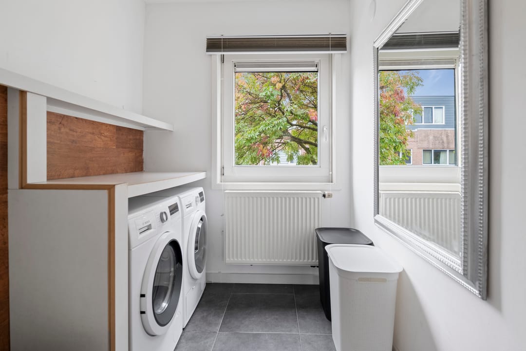 Foto 32 van Van 't Hoffstraat 43