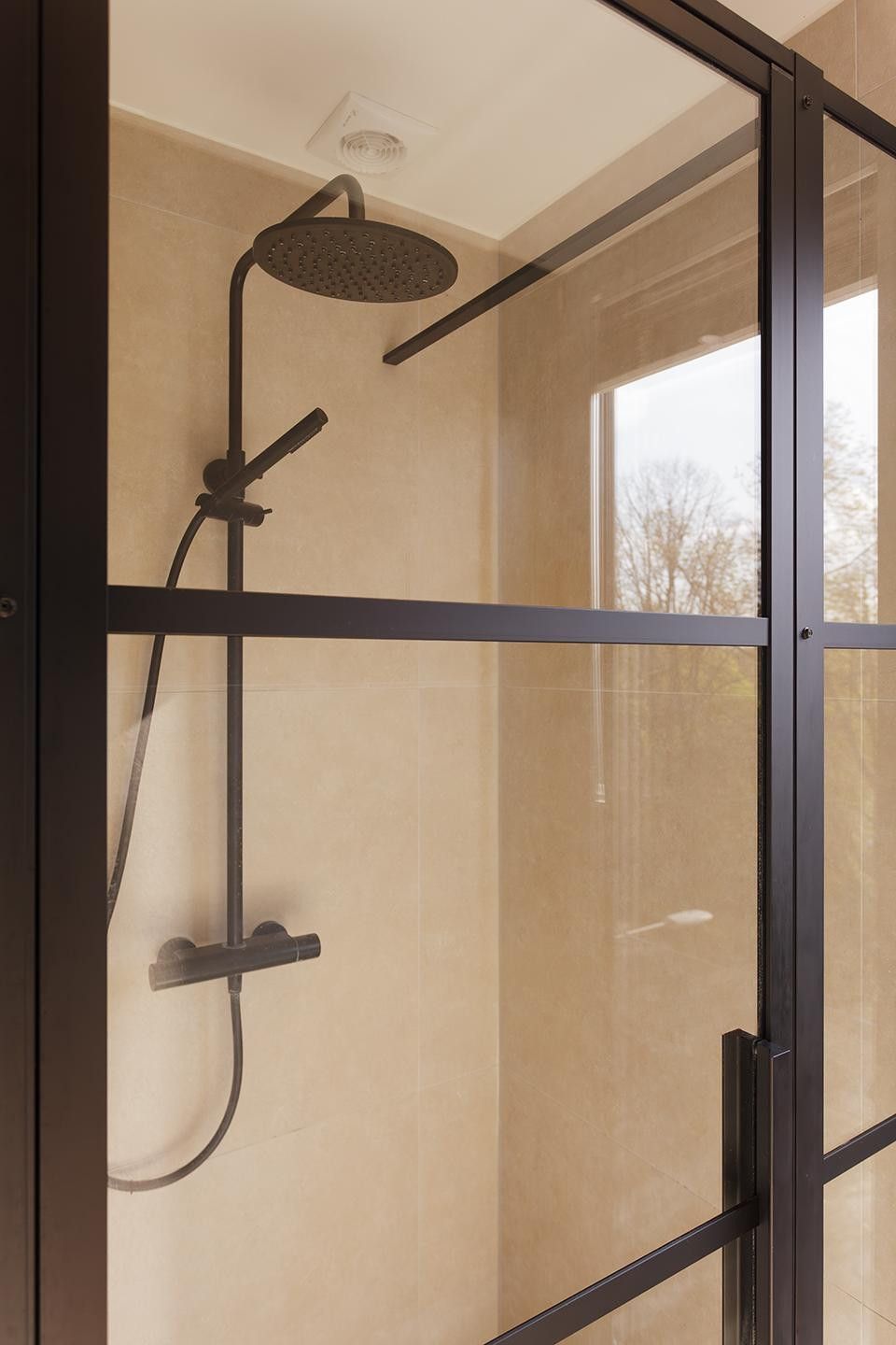 Foto 29 van Kamerlingh Onneslaan 26