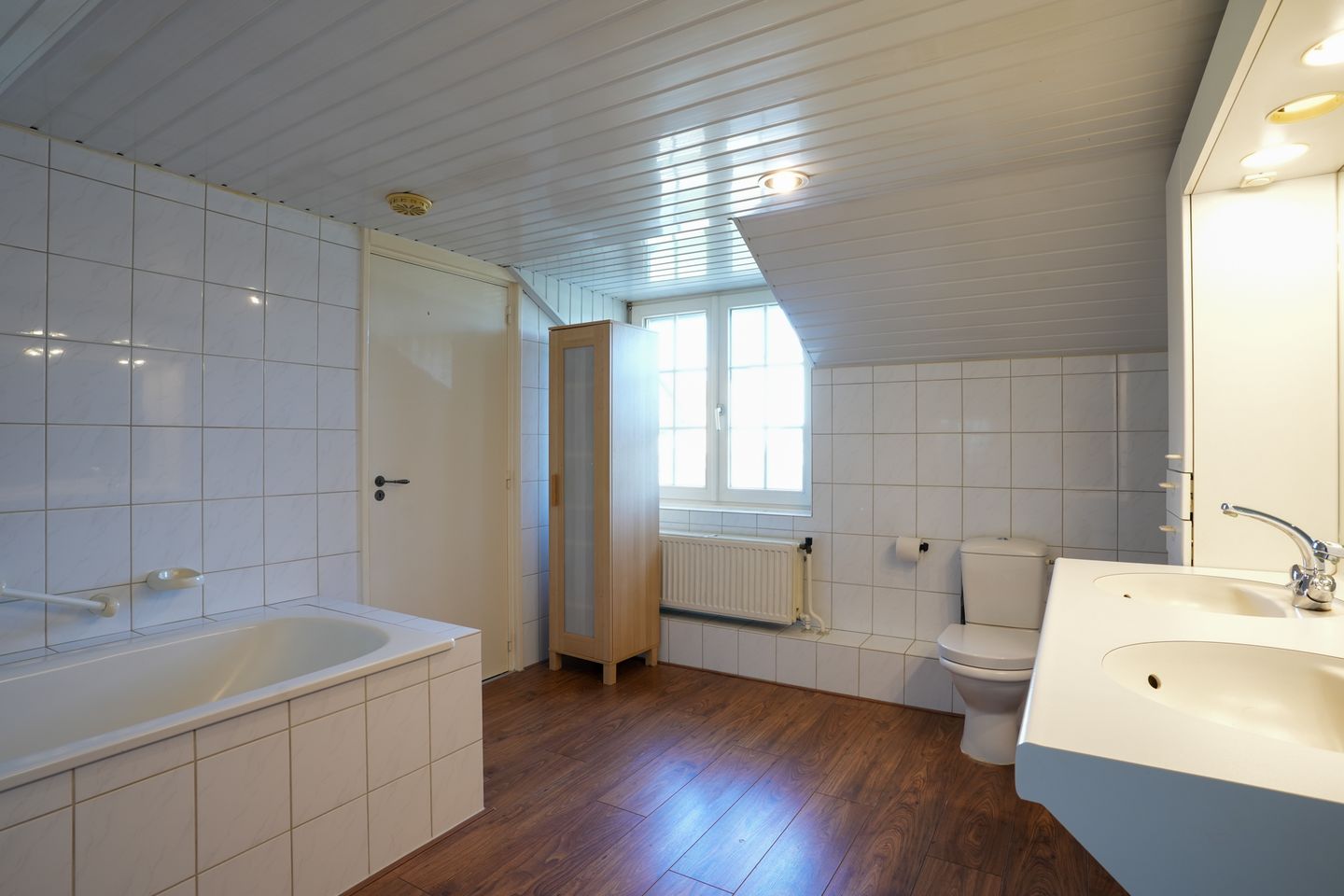 Photo 20 of Wilhelminastraat 61