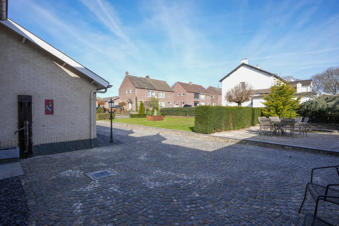 Photo 46 of Wilhelminastraat 61