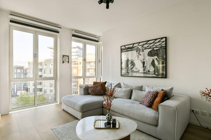 Foto 2 van Carel Willinkgracht 215