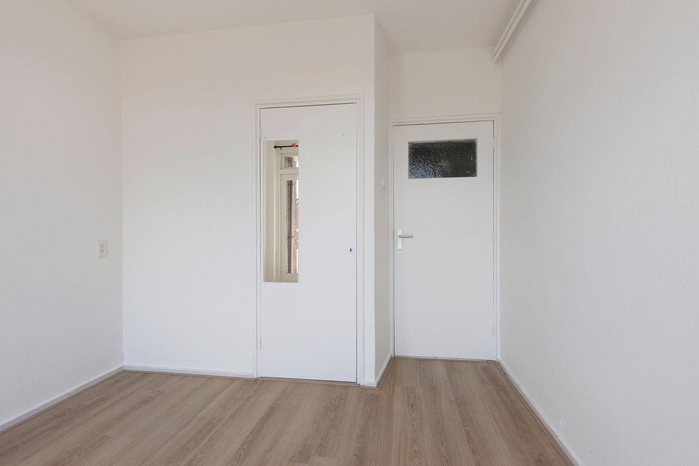 Photo 19 of Van Galenstraat 57-2