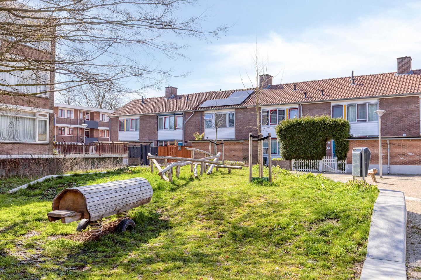 Photo 29 of Van Galenstraat 57-2