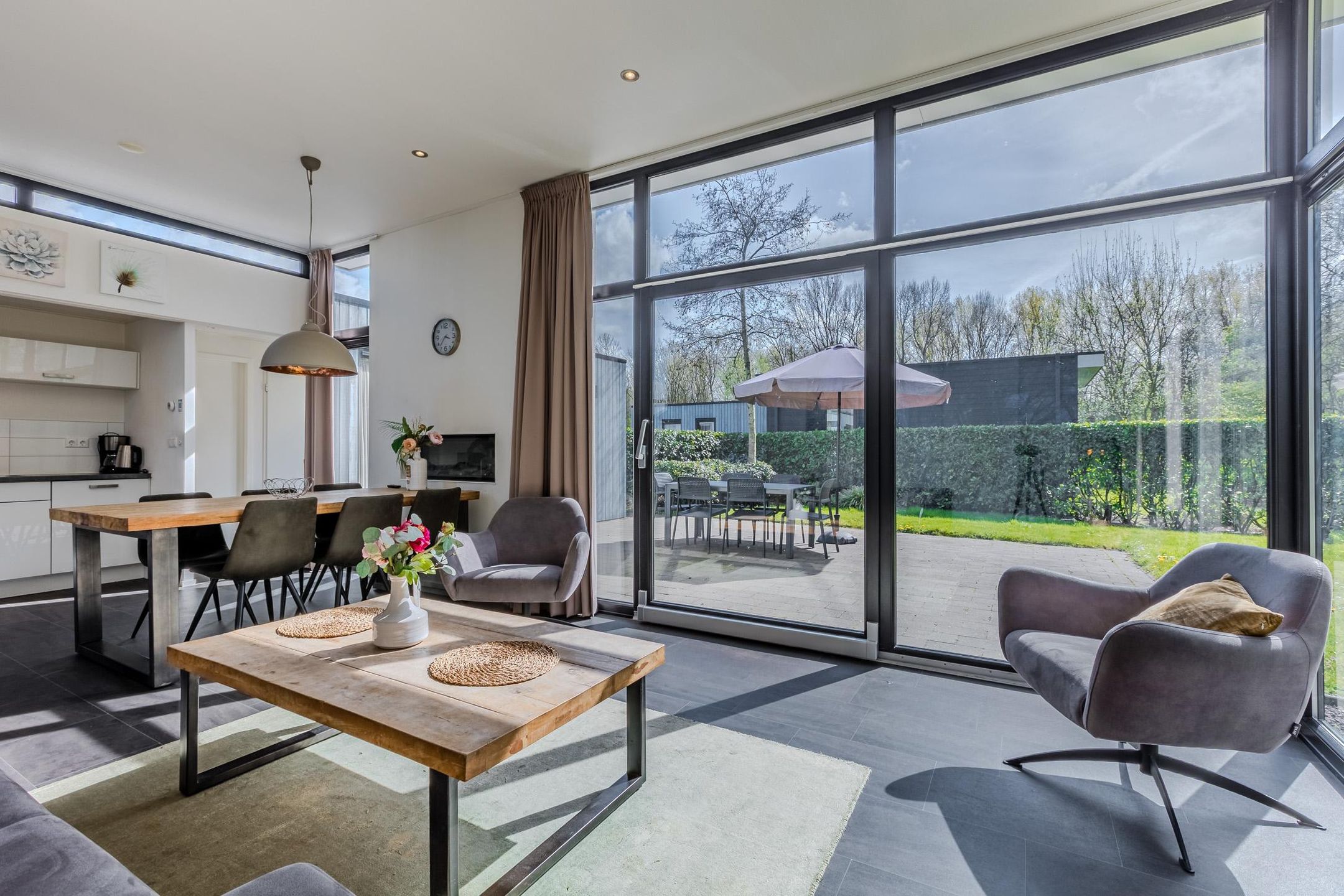 3-bedroom freehold villa in Halfweg — photo 5 of 5