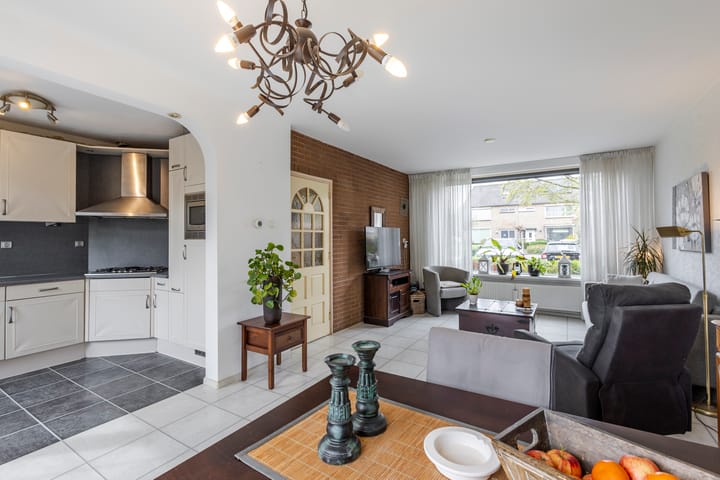 Foto 3 van Saturnusstraat 13