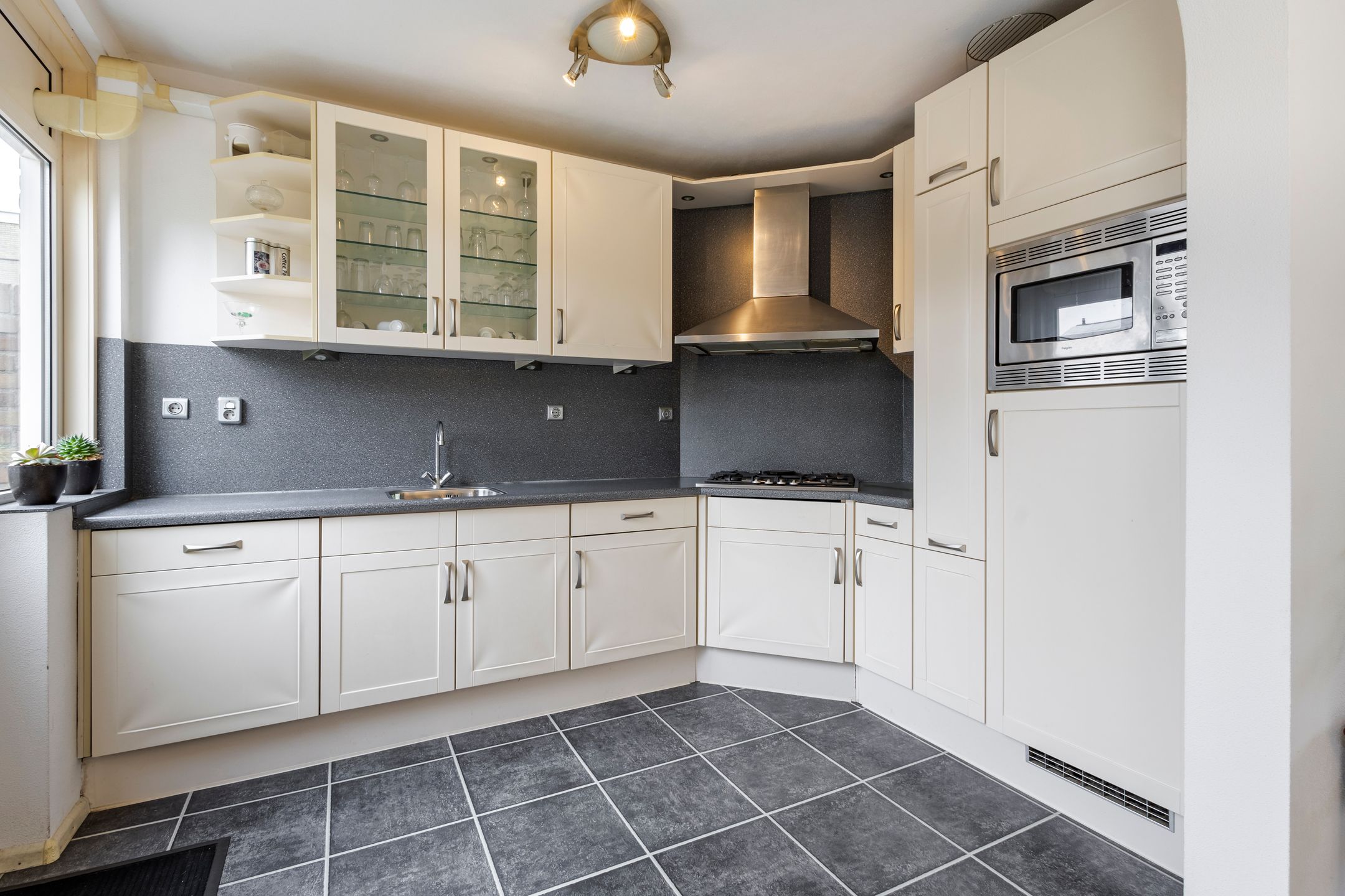 Foto 9 van Saturnusstraat 13