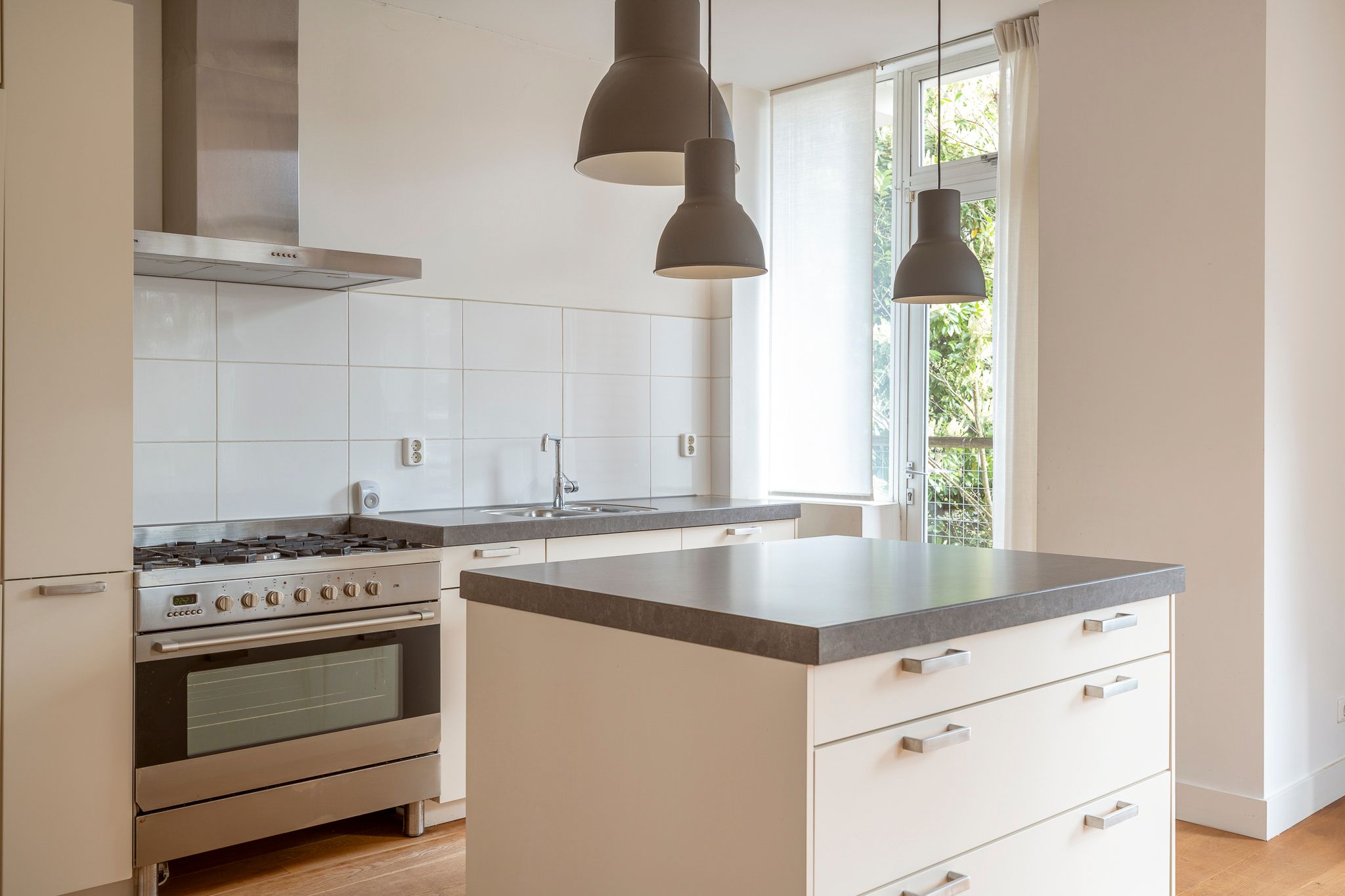 Foto 6 van Van Alkemadelaan 257