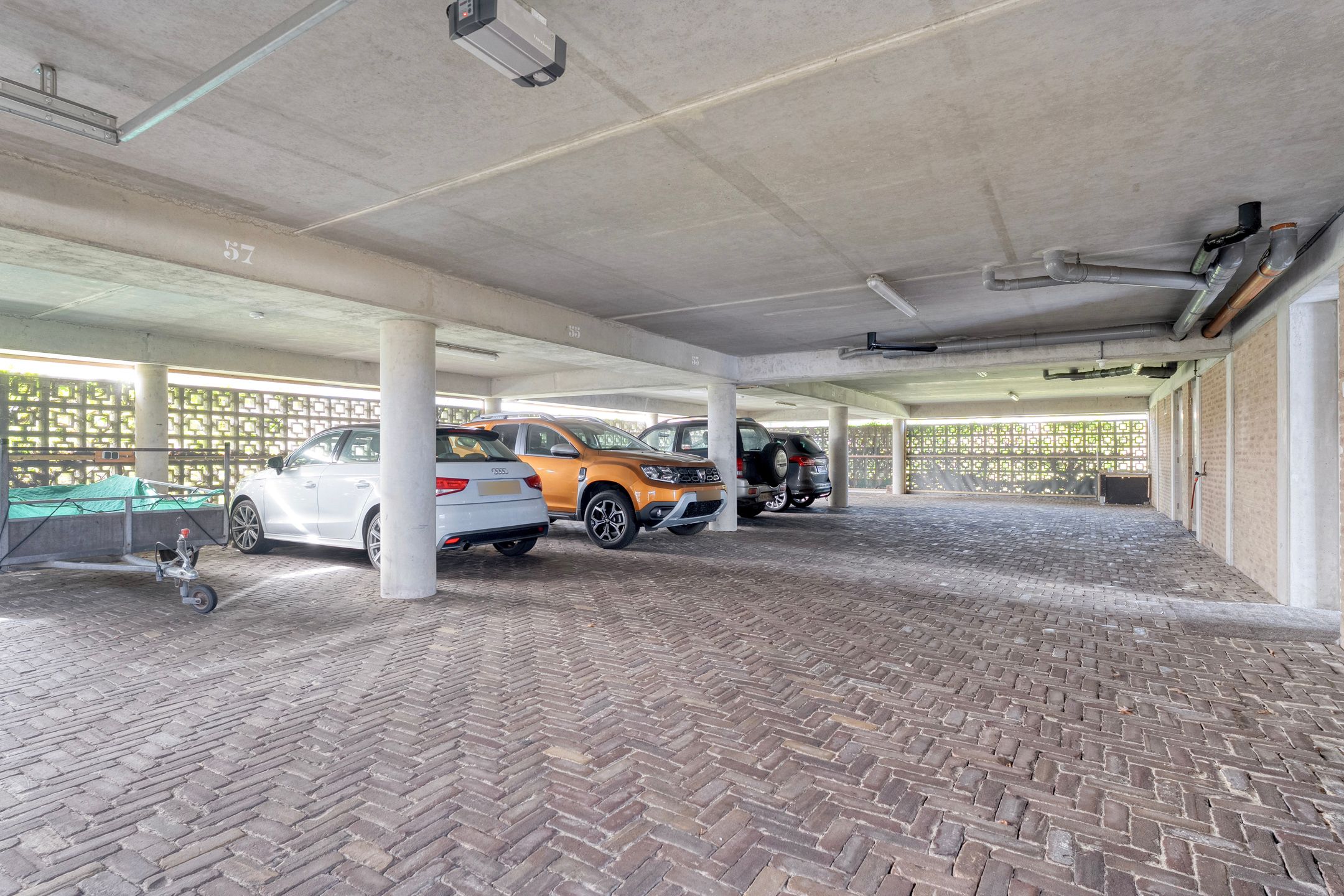 Photo 33 of van Emstplein 45