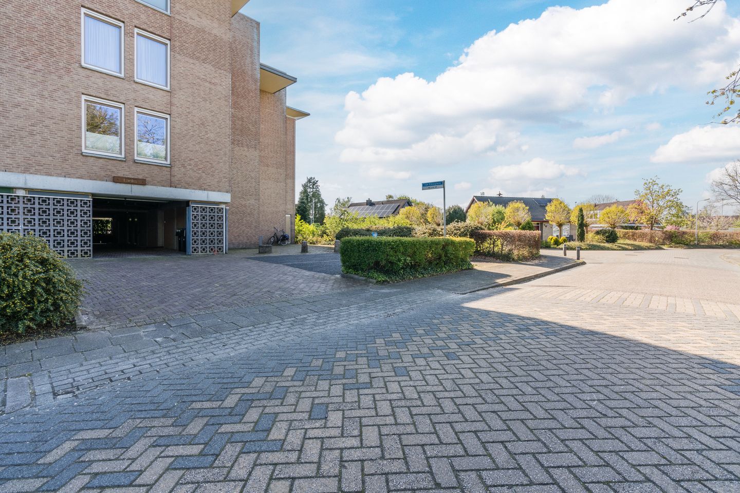 Photo 44 of van Emstplein 45