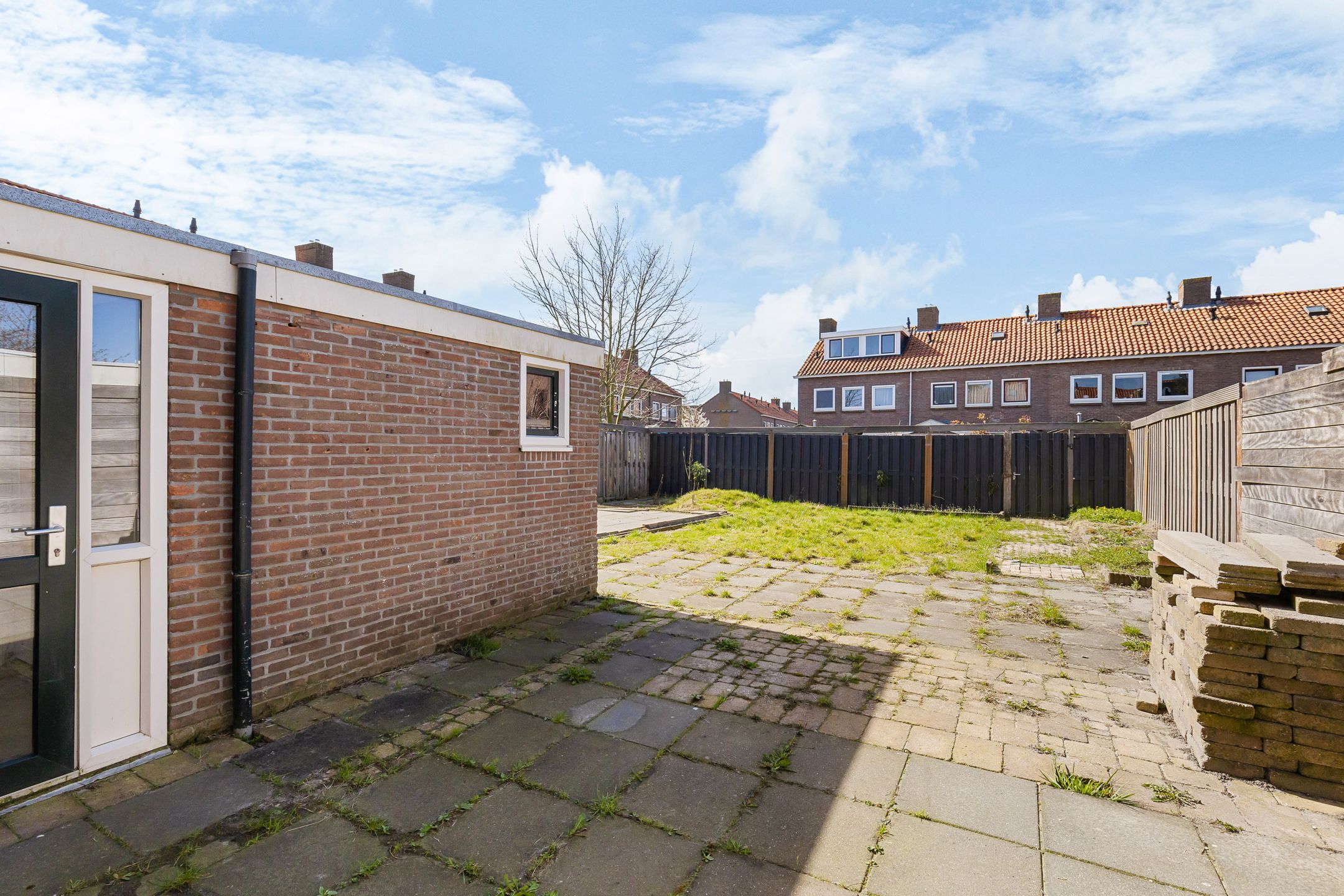 Ruime hoekwoning met vier slaapkamers nabij het centrum van Bolsward — 30