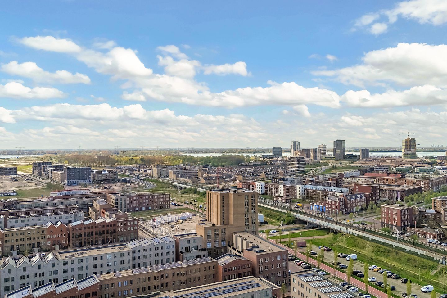 Foto 40 van Moldaviëstraat 76